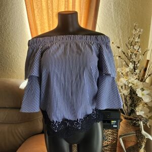 Zara off the shoulder top size XS